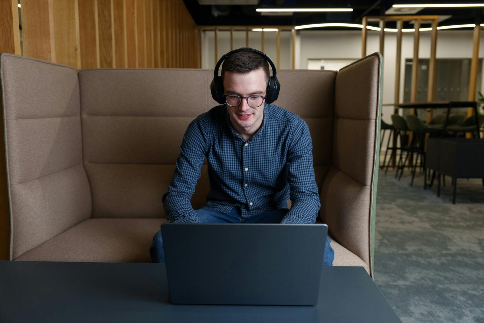 An Everway team member on a virtual meeting