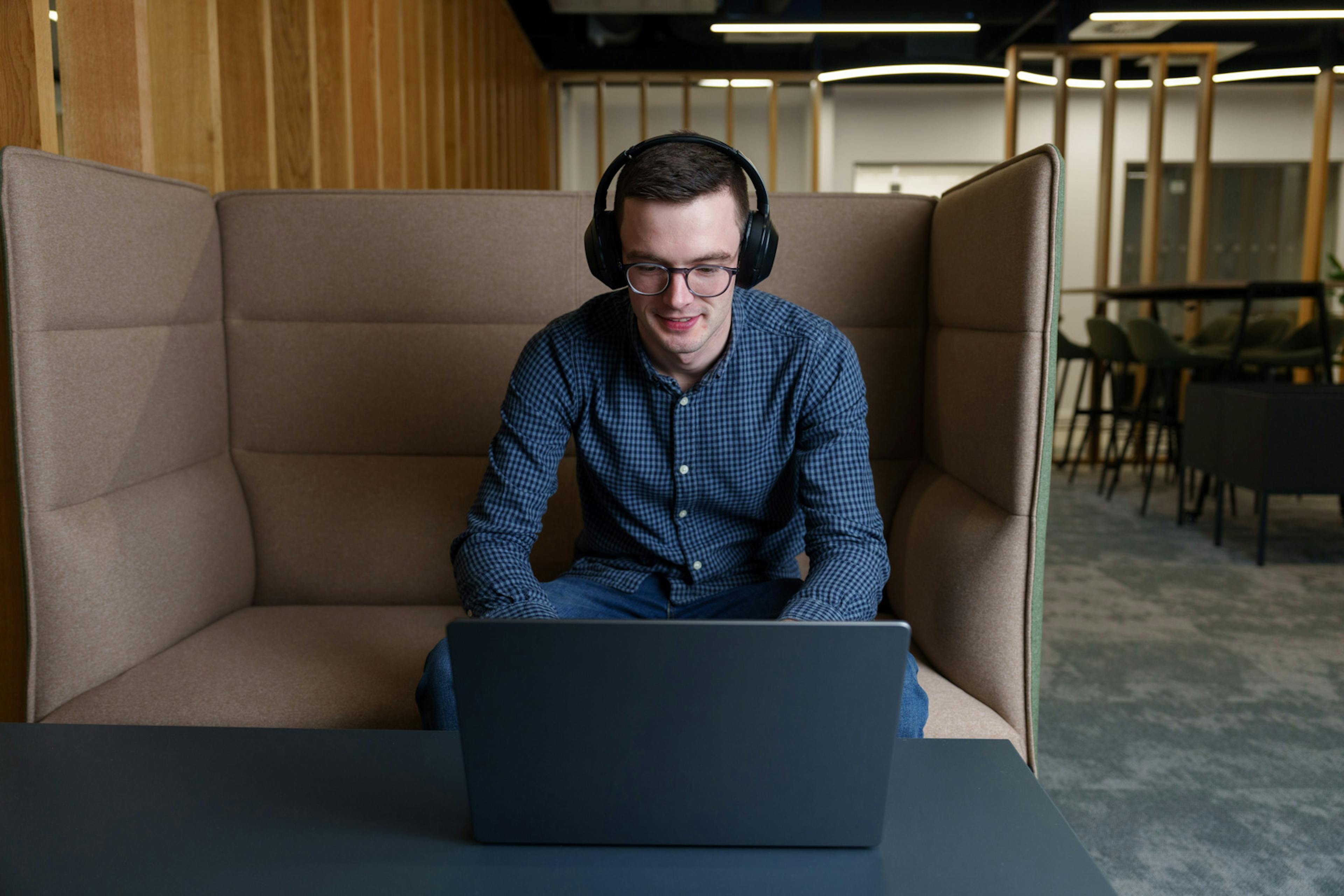An Everway team member on a virtual meeting