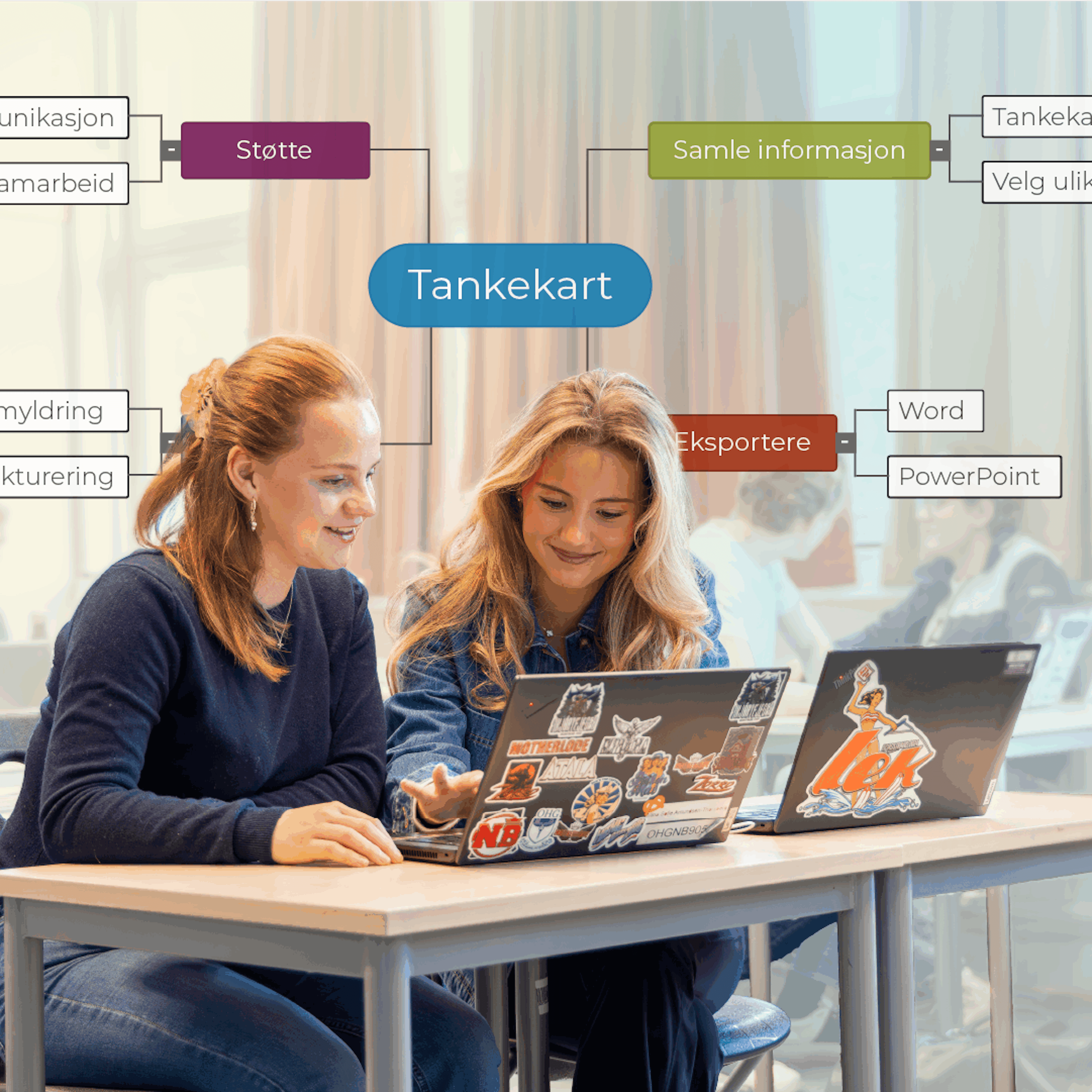 To studenter på en bærbar PC