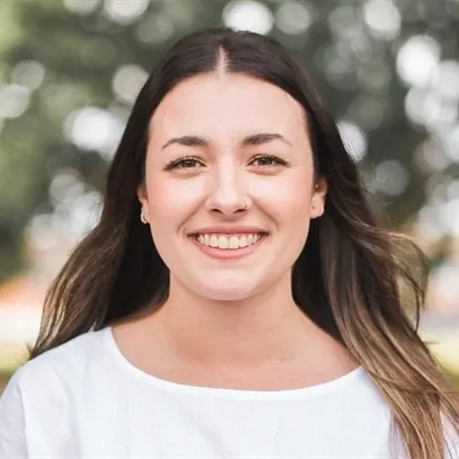 Christie Reskakis headshot