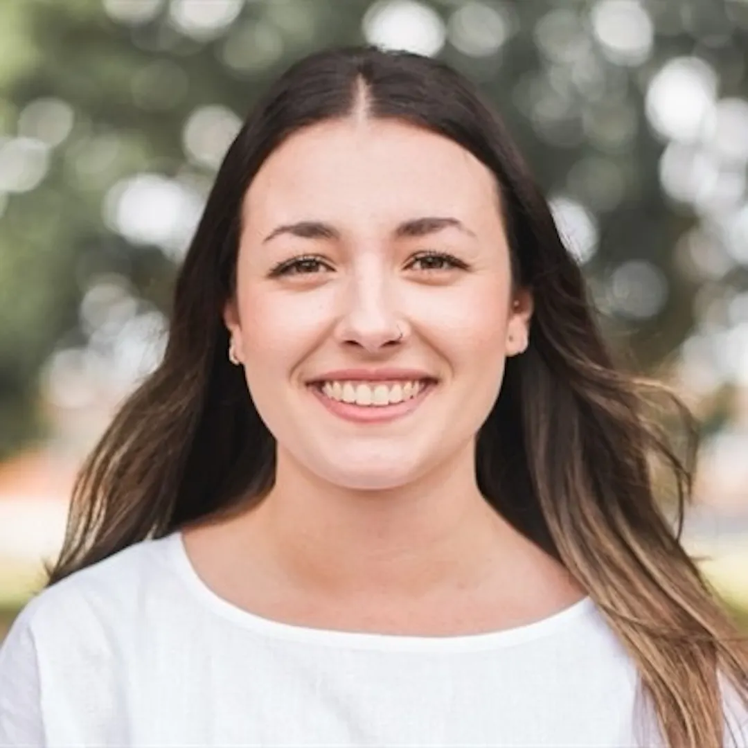 Christie Reskakis headshot