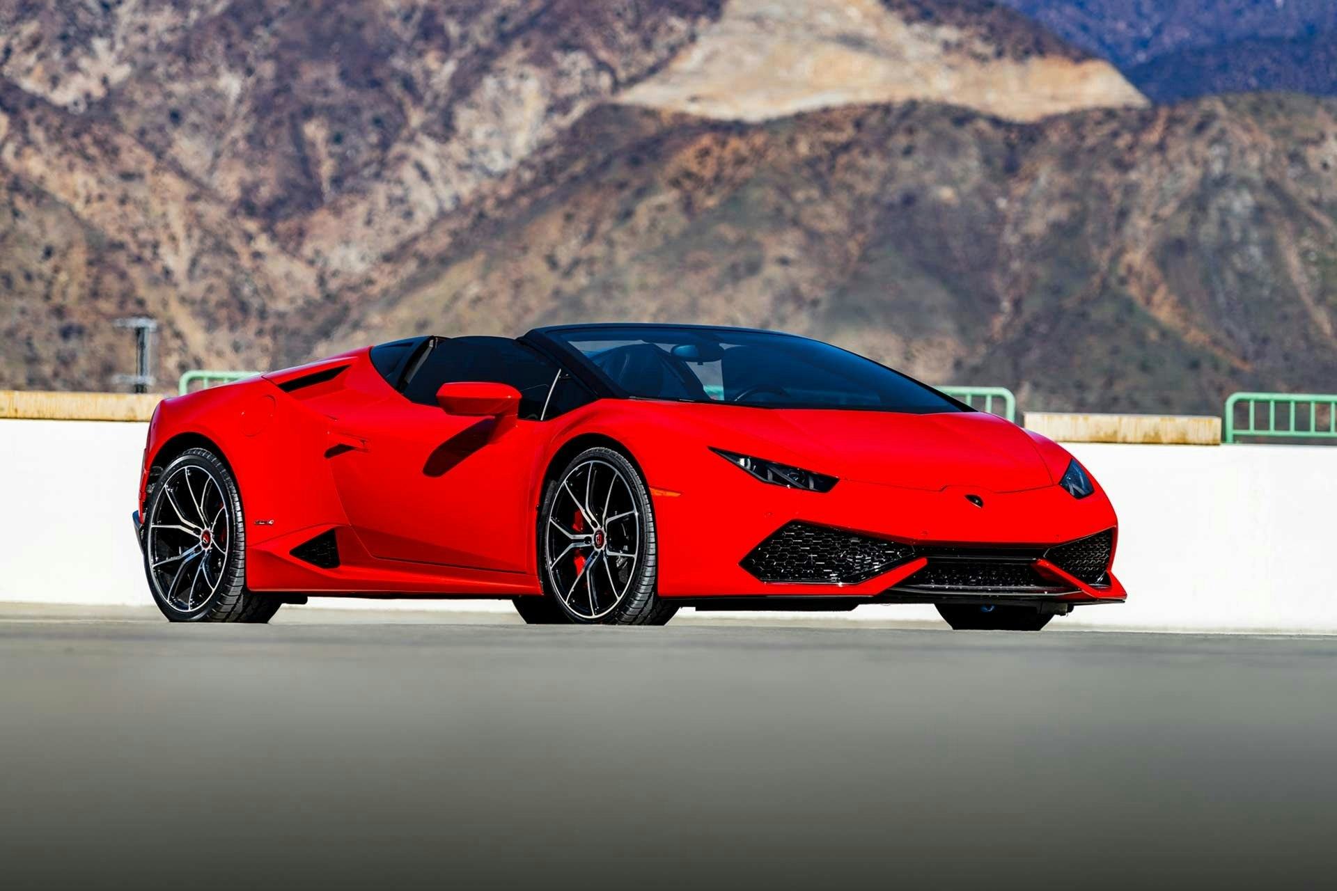 Curva Concepts Wheels lifestyle image