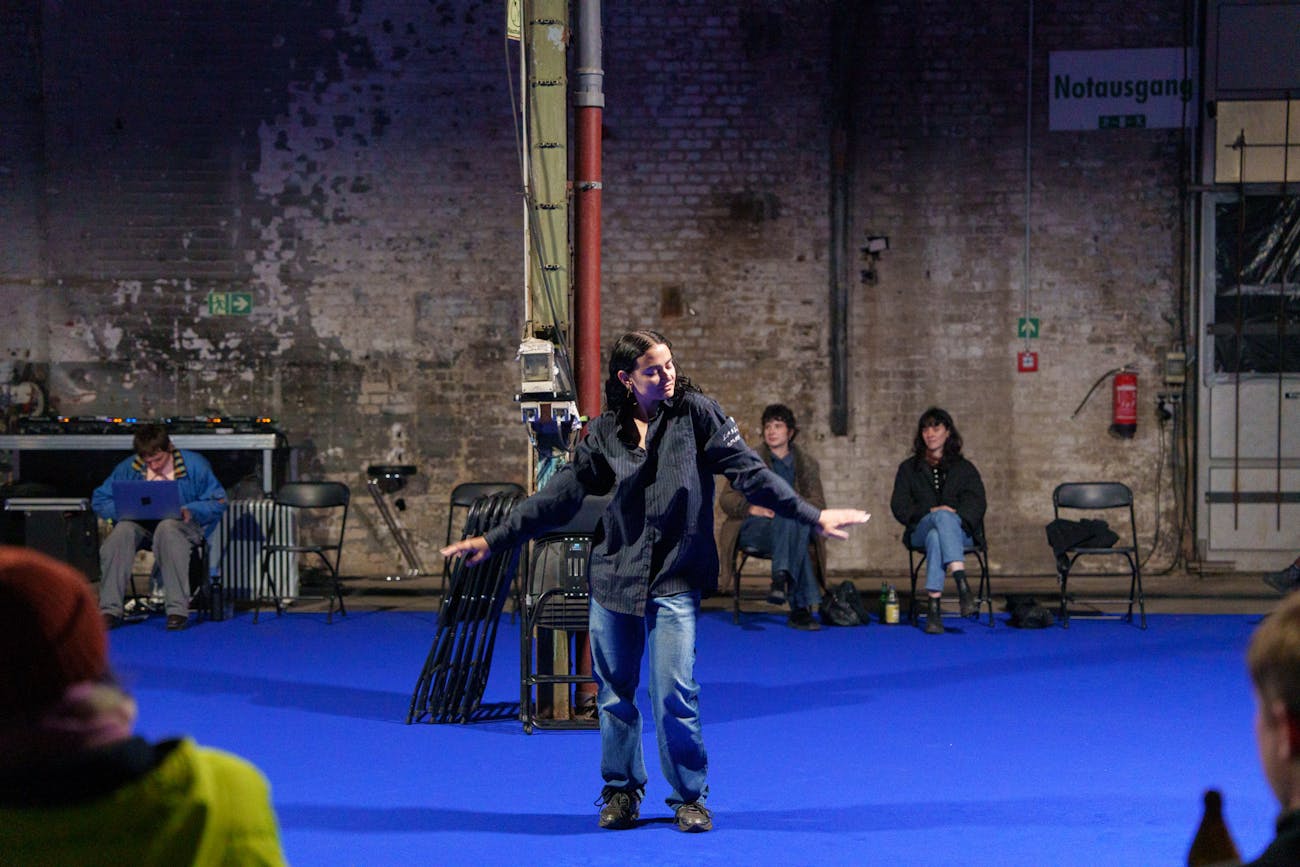 Ewa Dziarnowska — This resting, patience (Étude) (Photo: ink Agop, © Creamcake)