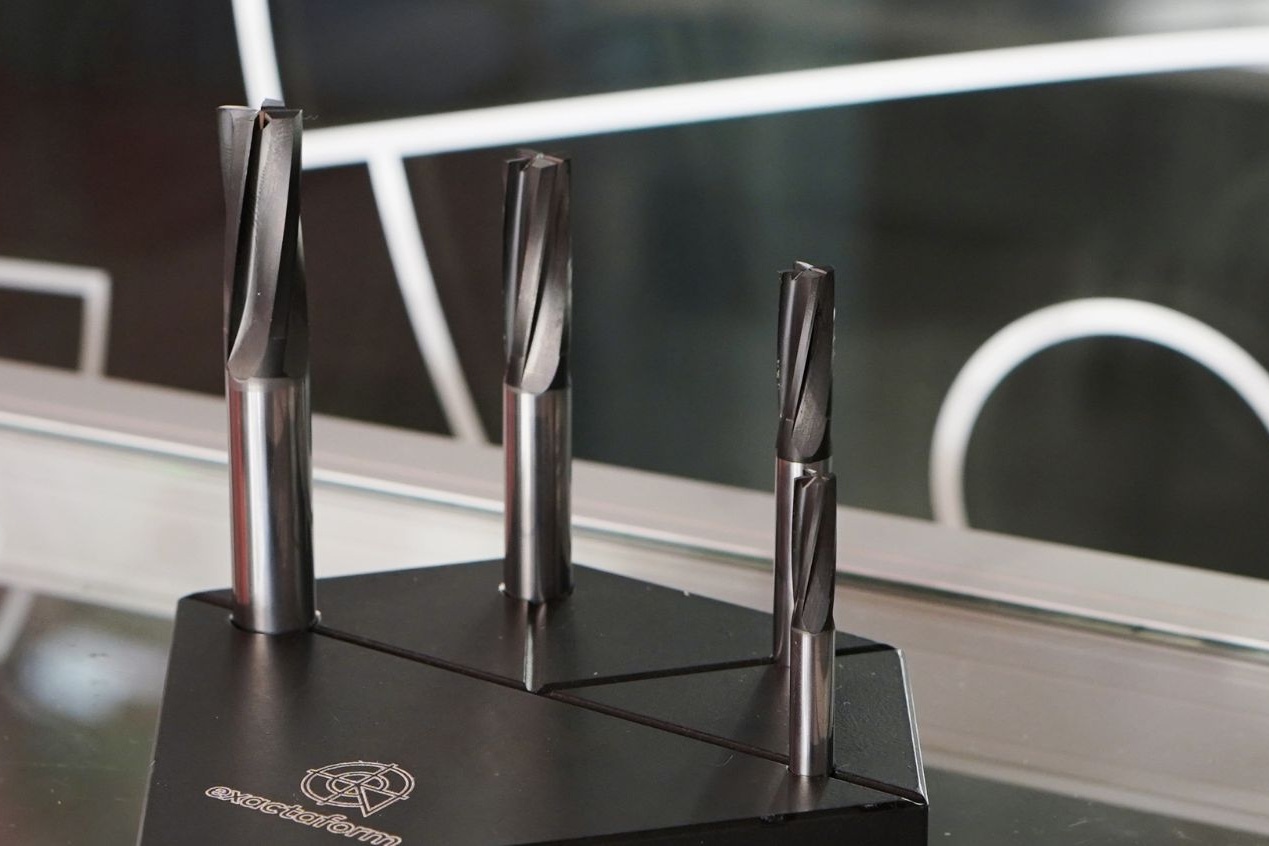 Aero-CARB Metric Range - Diamond Coated Roughing Endmills