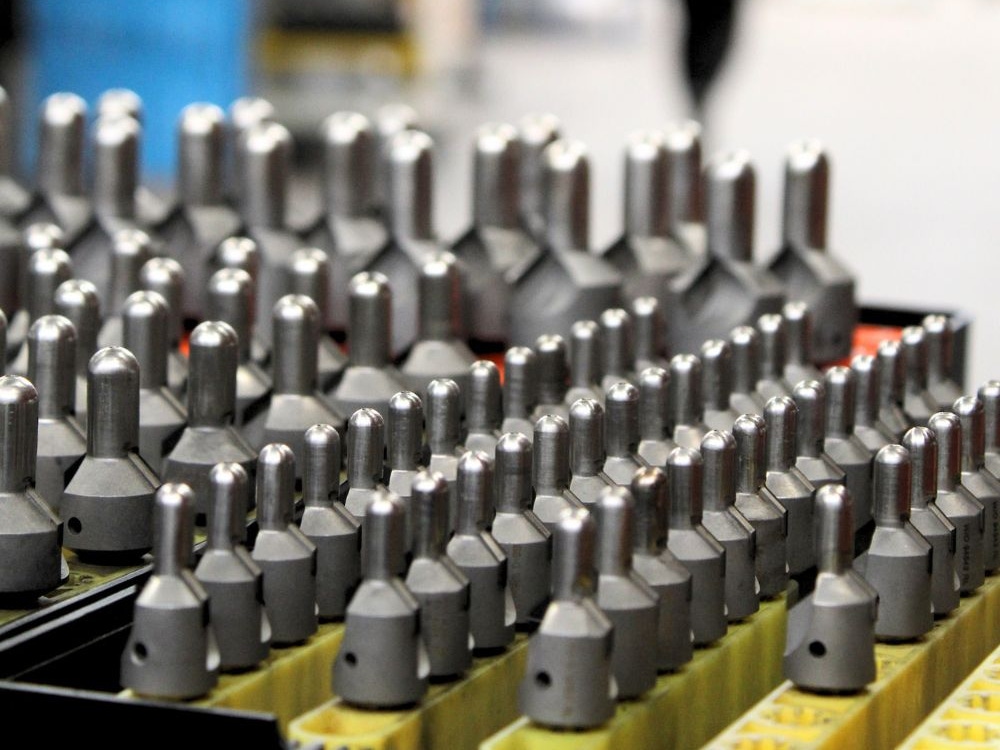 Recoules cage with PCD and carbide countersinks for precise manual or automated countersinking setup