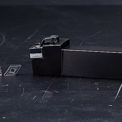 WIDIA indexable turning tool and insert for internal and external machining