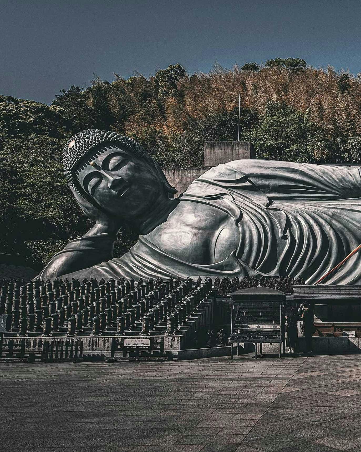 Shaka Nehan (Nirvana statue of Buddha) at Nanzoin Temple