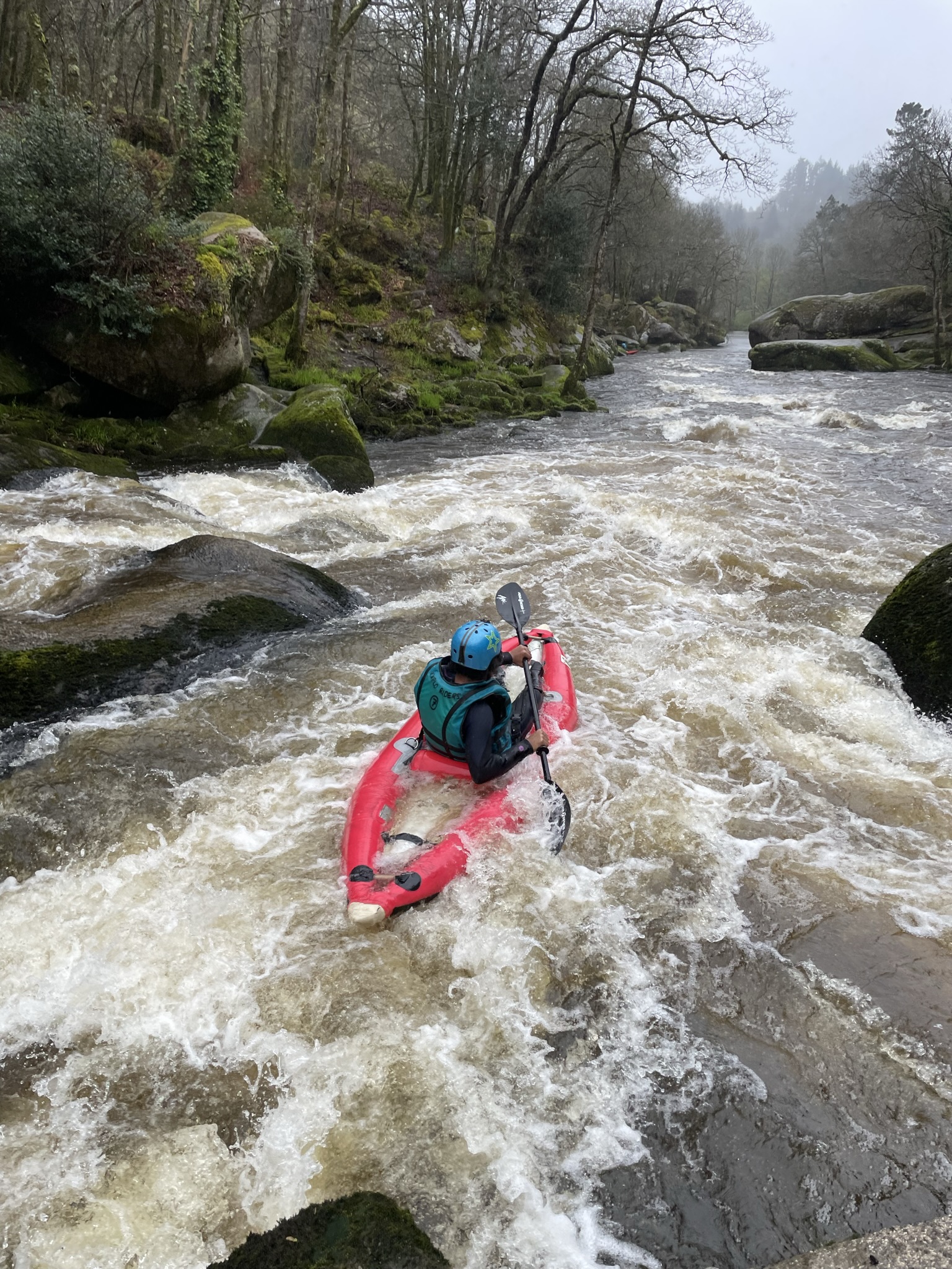 Airboat kayaking aux Roches du diable