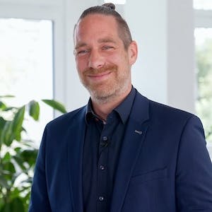 Christopher Leeser Christopher Leeser