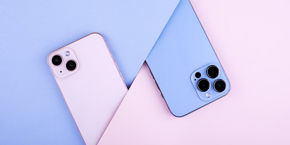 Pinkes und blaues Smartphone Pinkes und blaues Smartphone