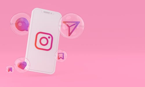 iPhone mit Social Media Icons vor pinkem Hintergrund iPhone mit Social Media Icons vor pinkem Hintergrund