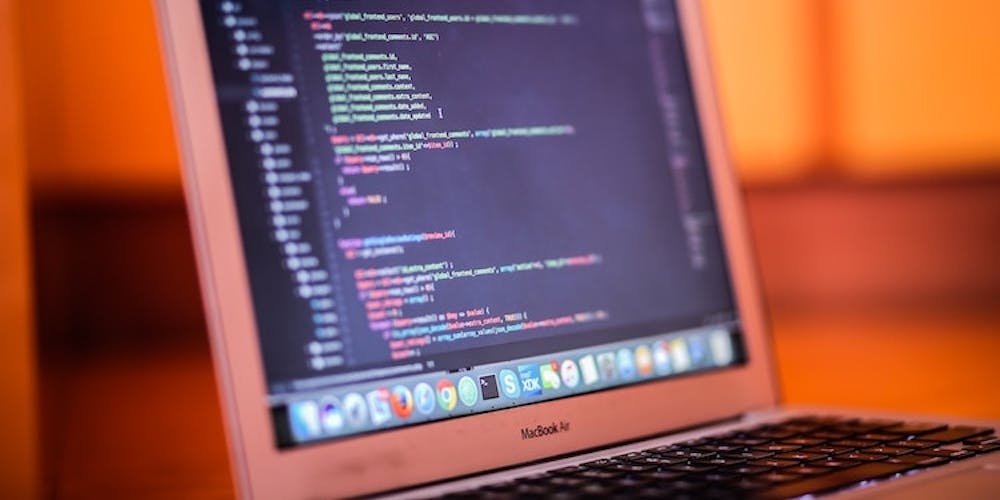 Technische SEO Maßnahmen auf MacBook Technische SEO Maßnahmen auf MacBook