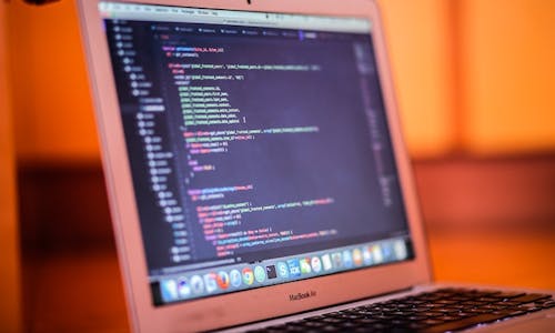 Technische SEO Maßnahmen auf MacBook Technische SEO Maßnahmen auf MacBook