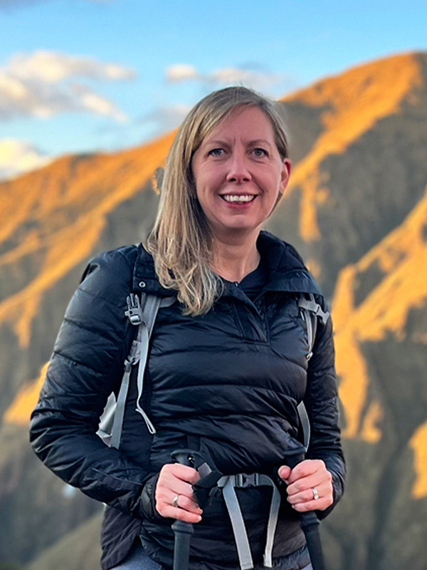 Headshot of Jamie Mehrotra, Head of Global Sales at Extraordinary Journeys.