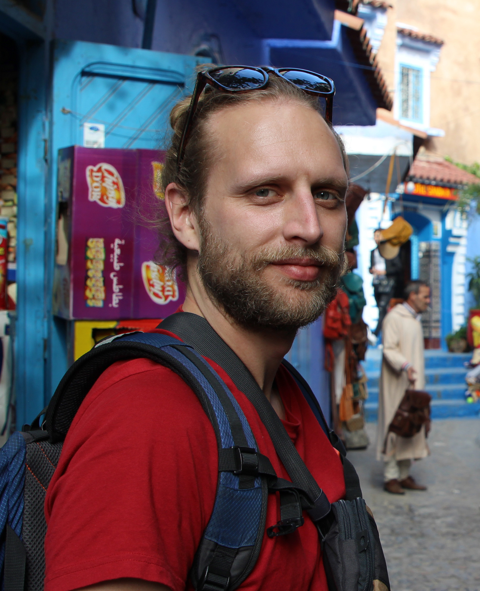 Headshot of Joey Tyson, Copywriter at Extraordinary Journeys.