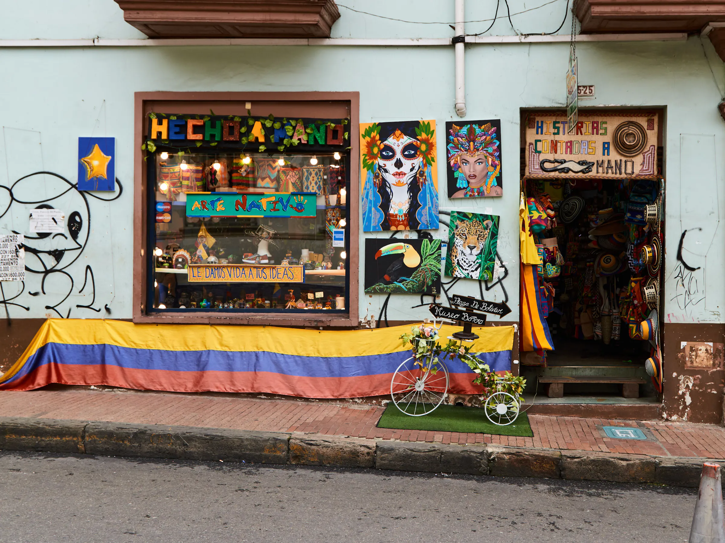 Handicraft shop selling native art and souvenirs in La Candelaria, Bogotá, Colombia