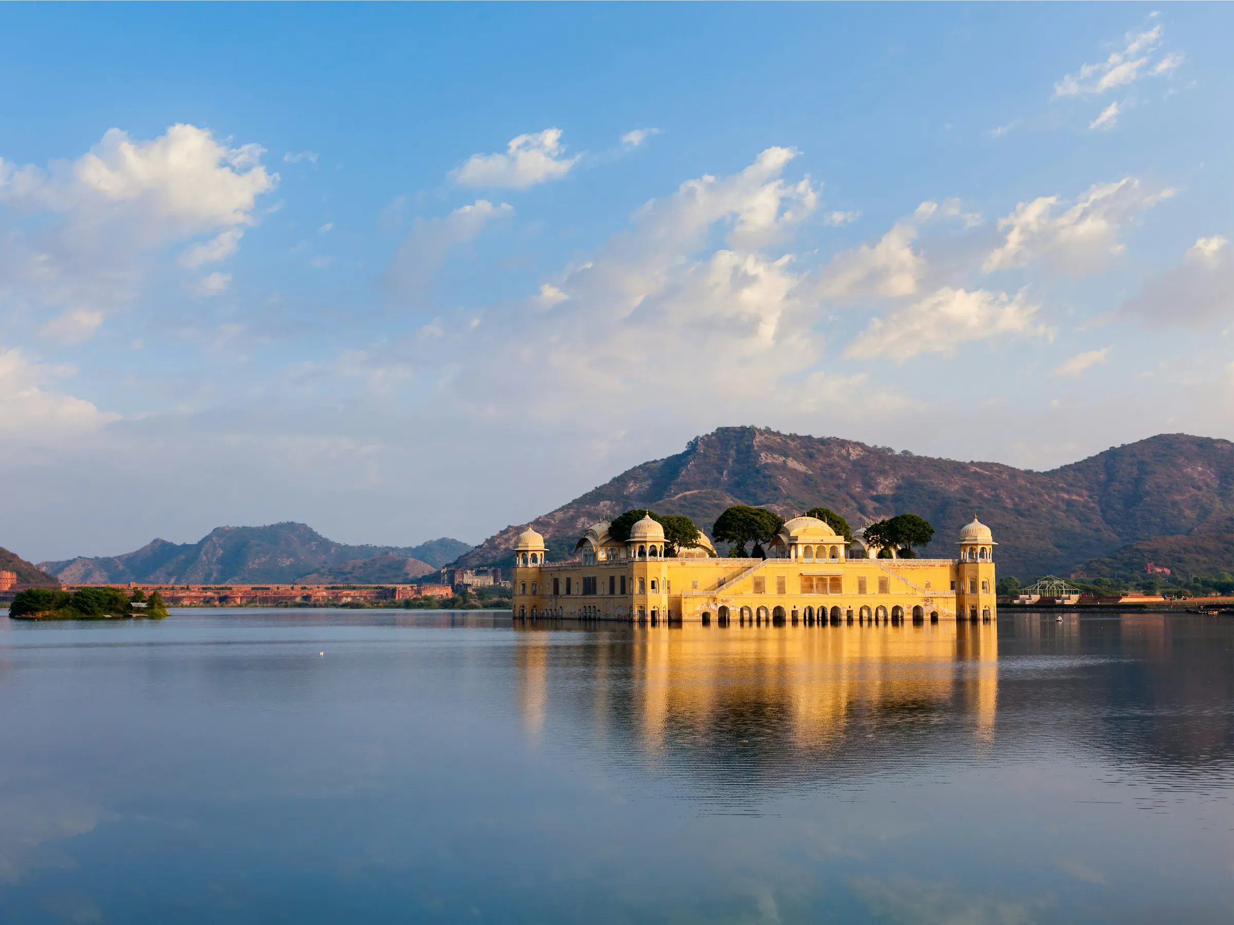 Jal Mahal Water Palace reflected in Man Sagar Lake, Jaipur