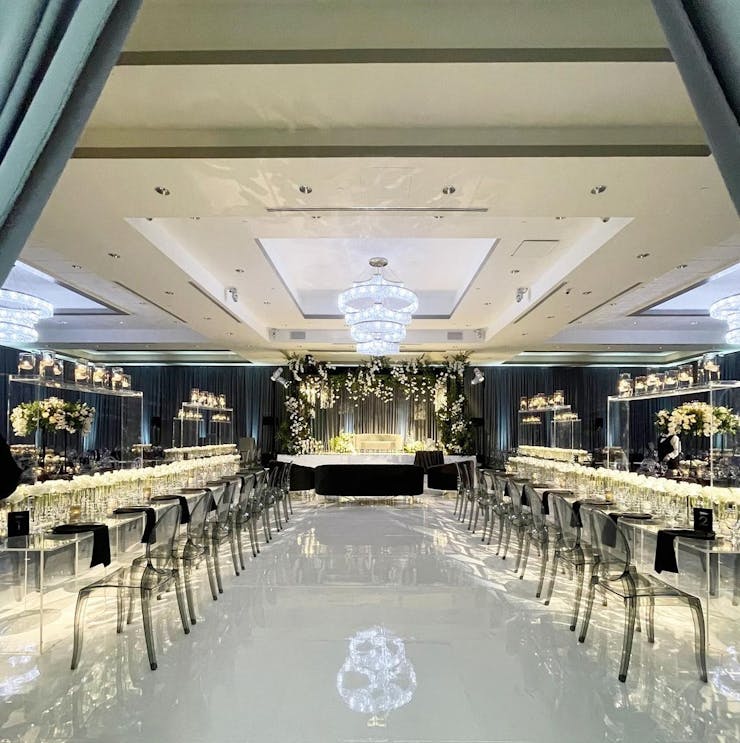 modern ceiling of banquet interior design