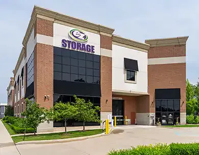 Exterior view of EZ Storage facility in Royal Oak