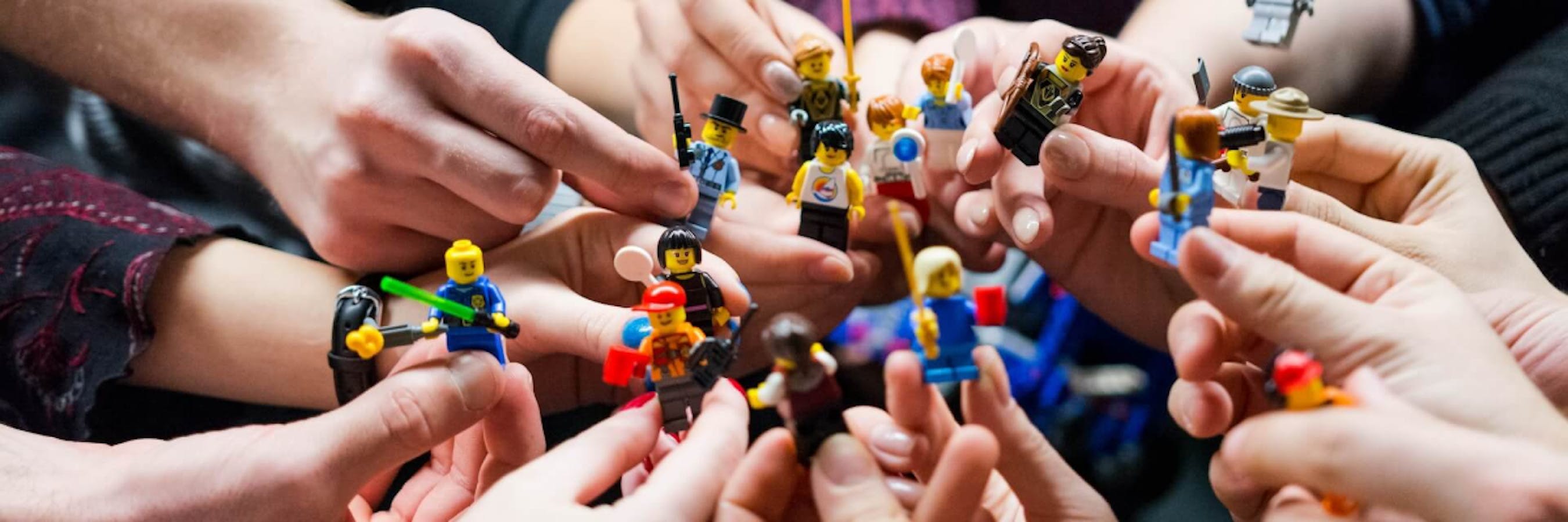 Creators' Gathering at the Makerspace : Stimulate Innovation and Community Engagement through Dynamic Events