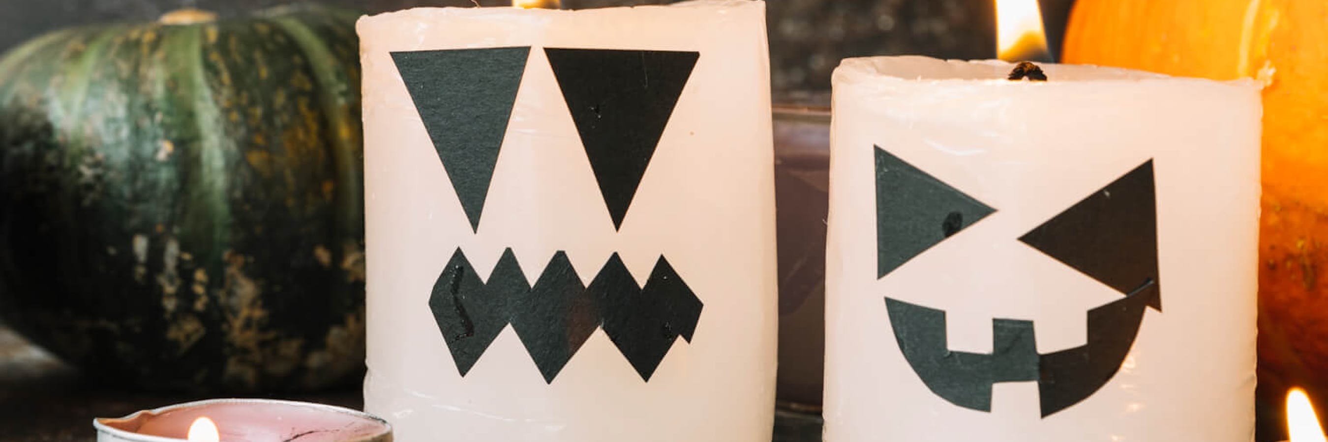 Image from freepik - Halloween candle