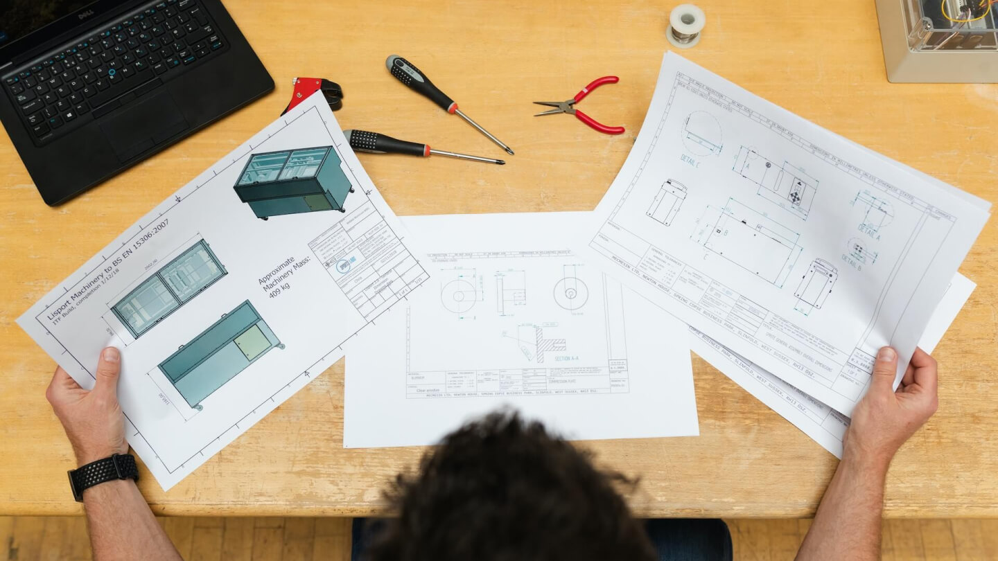 Project Sharing: Stimulating Creativity in Fablabs and Makerspaces