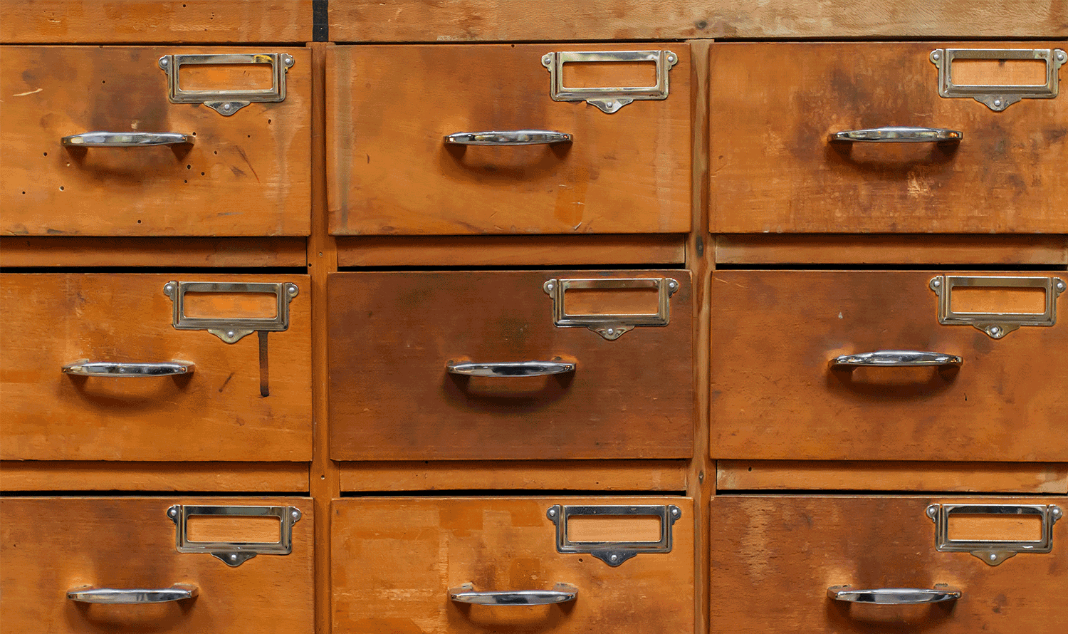 hardware Handles vs. Knobs