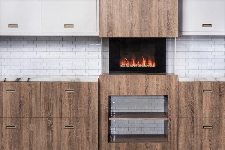 Two-tone cabinet kitchen design.