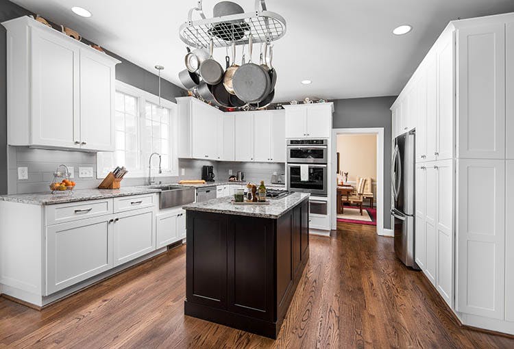 decorating top of kitchen cabinets