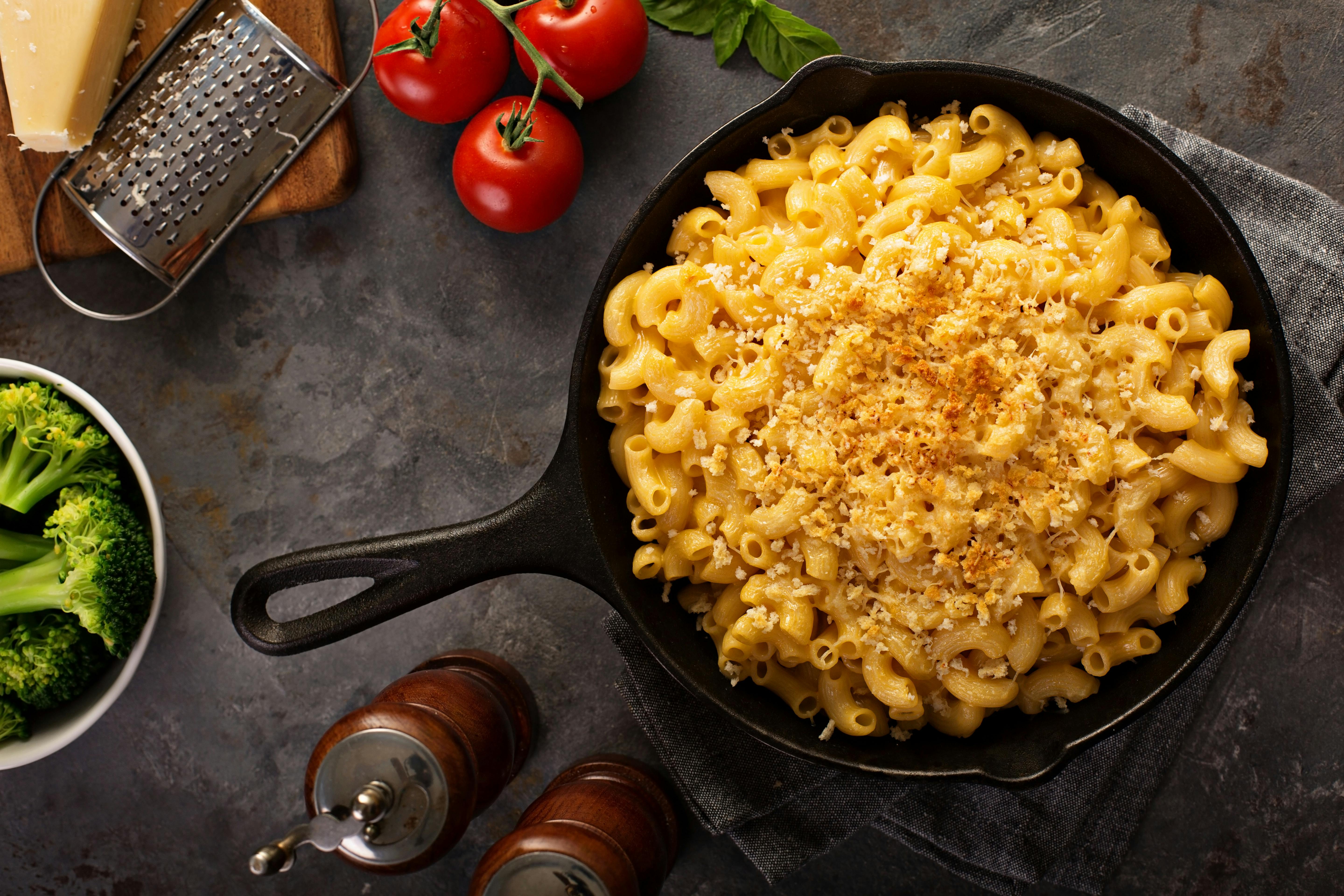 Baked mac and cheese