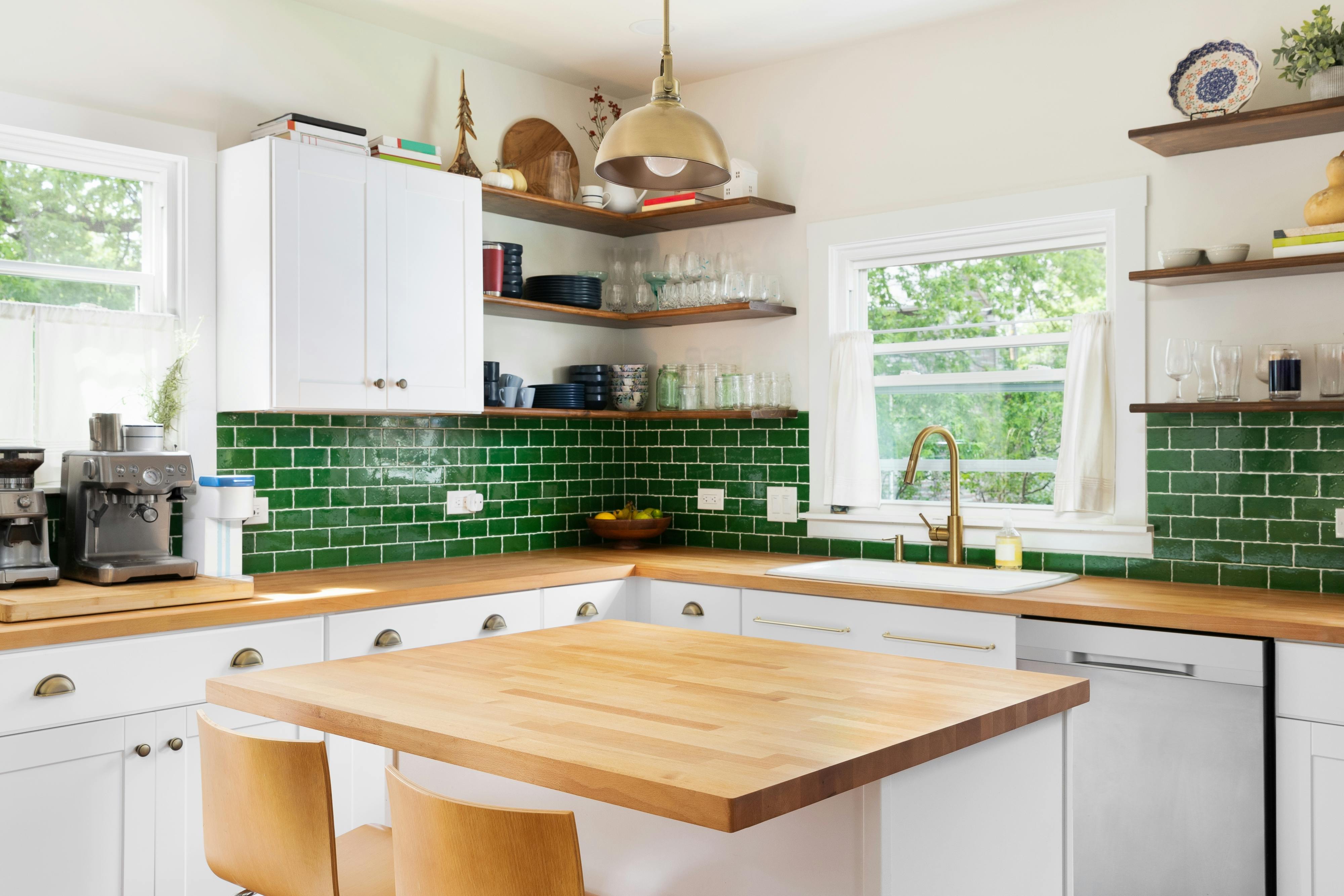 image.title Clever Solutions to Maximize Your Small Kitchen image.title Clever Solutions to Maximize Your Small Kitchen