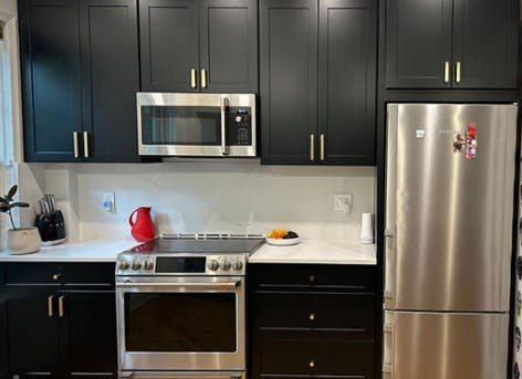 all-black kitchen cabinets