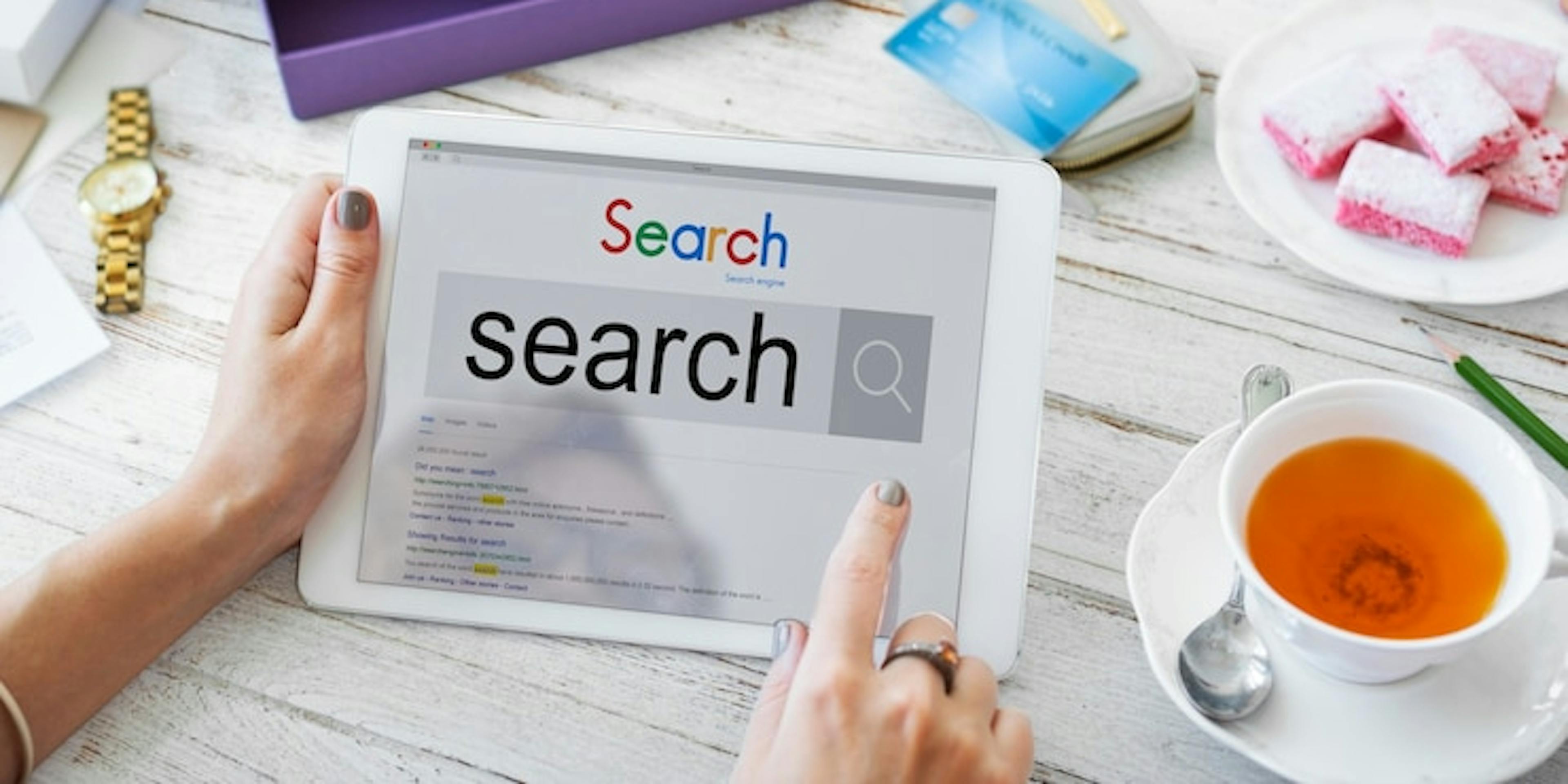 How to find low competition keywords for SEO?: Blog Poster