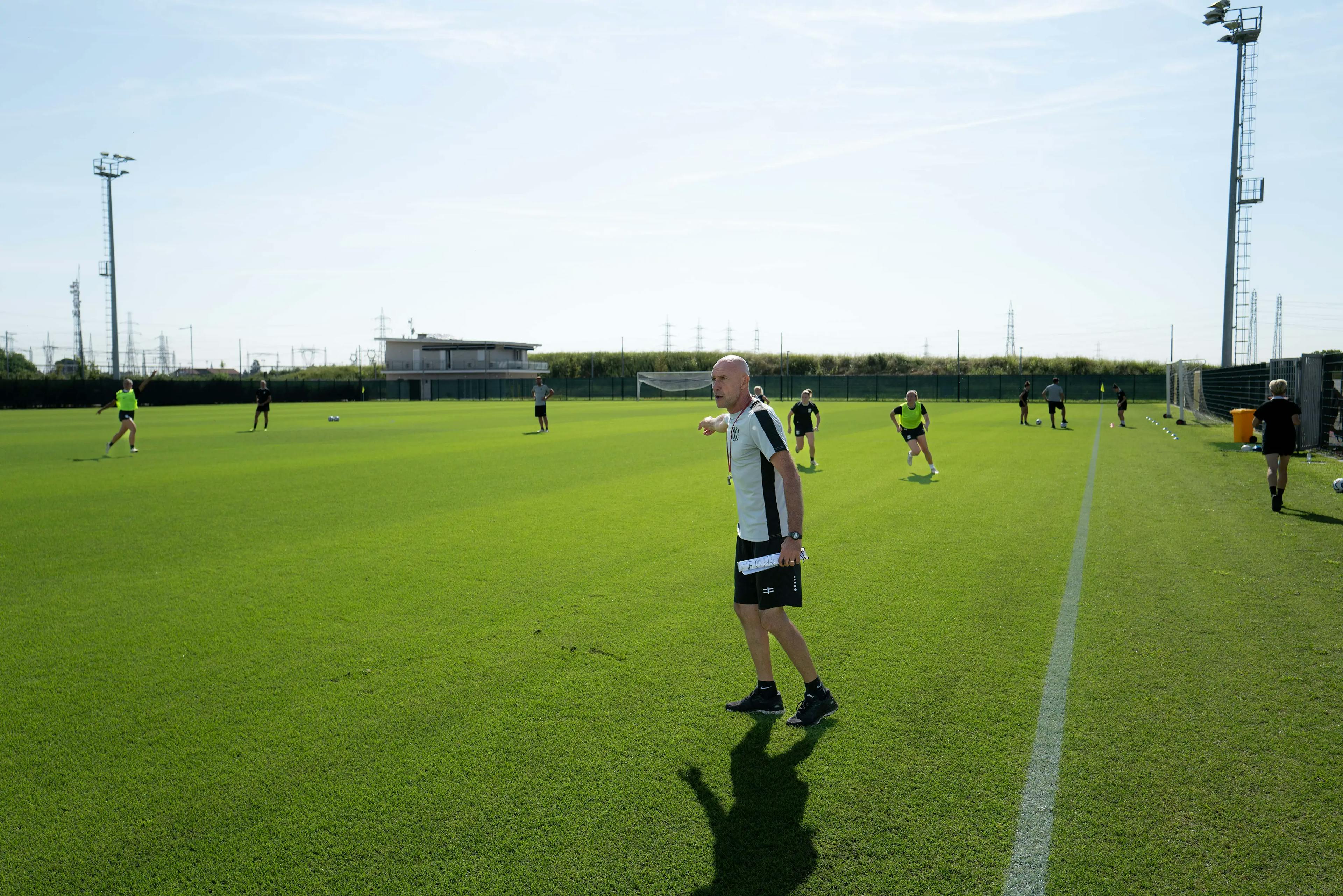 Stefano Sottili leading training