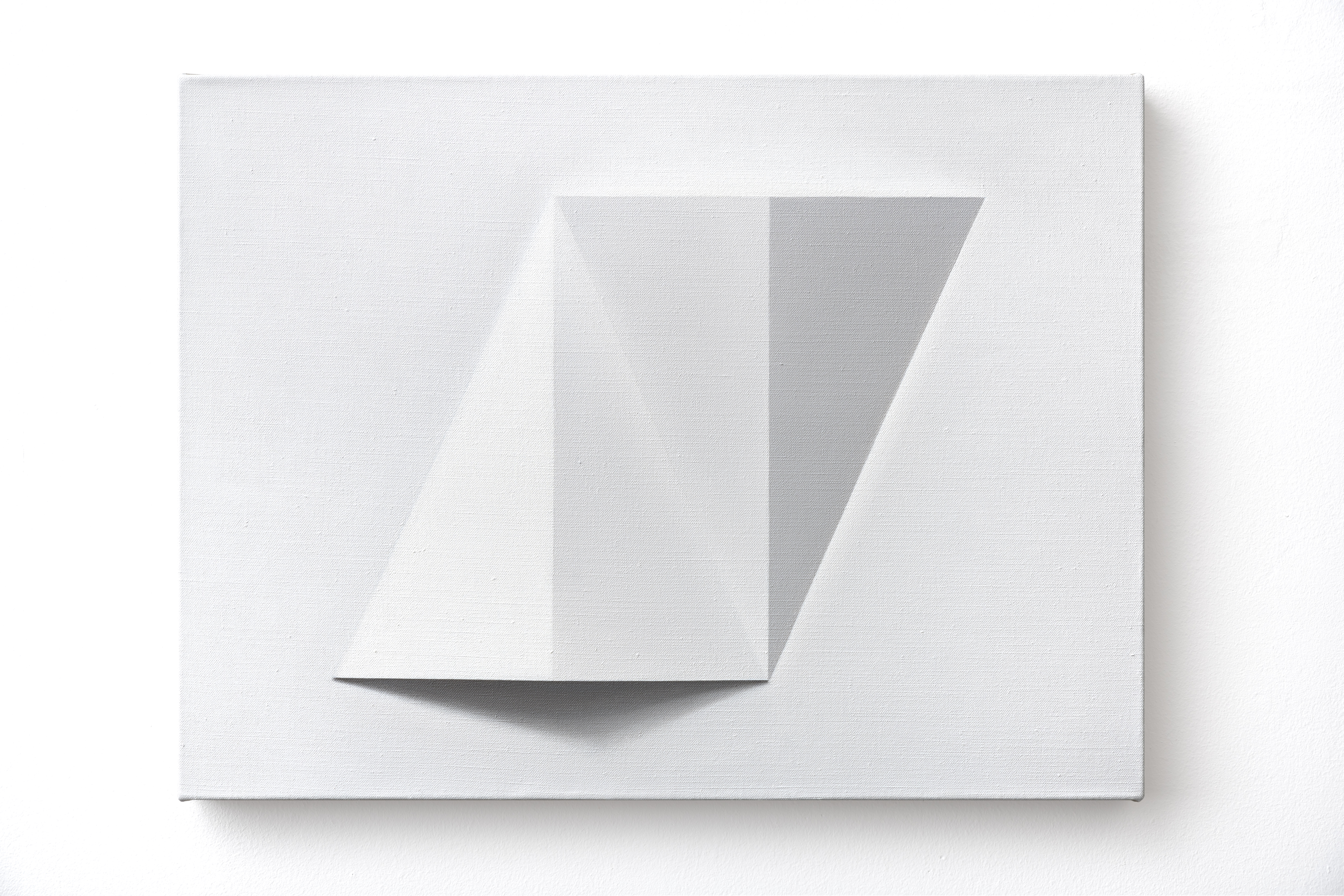 An oil painting painted in greyscale depicting two long pyramid shapes emerging from a white background, one tip is pointed vertically towards the top of the painting, the other is inverted with the tip pointing down.