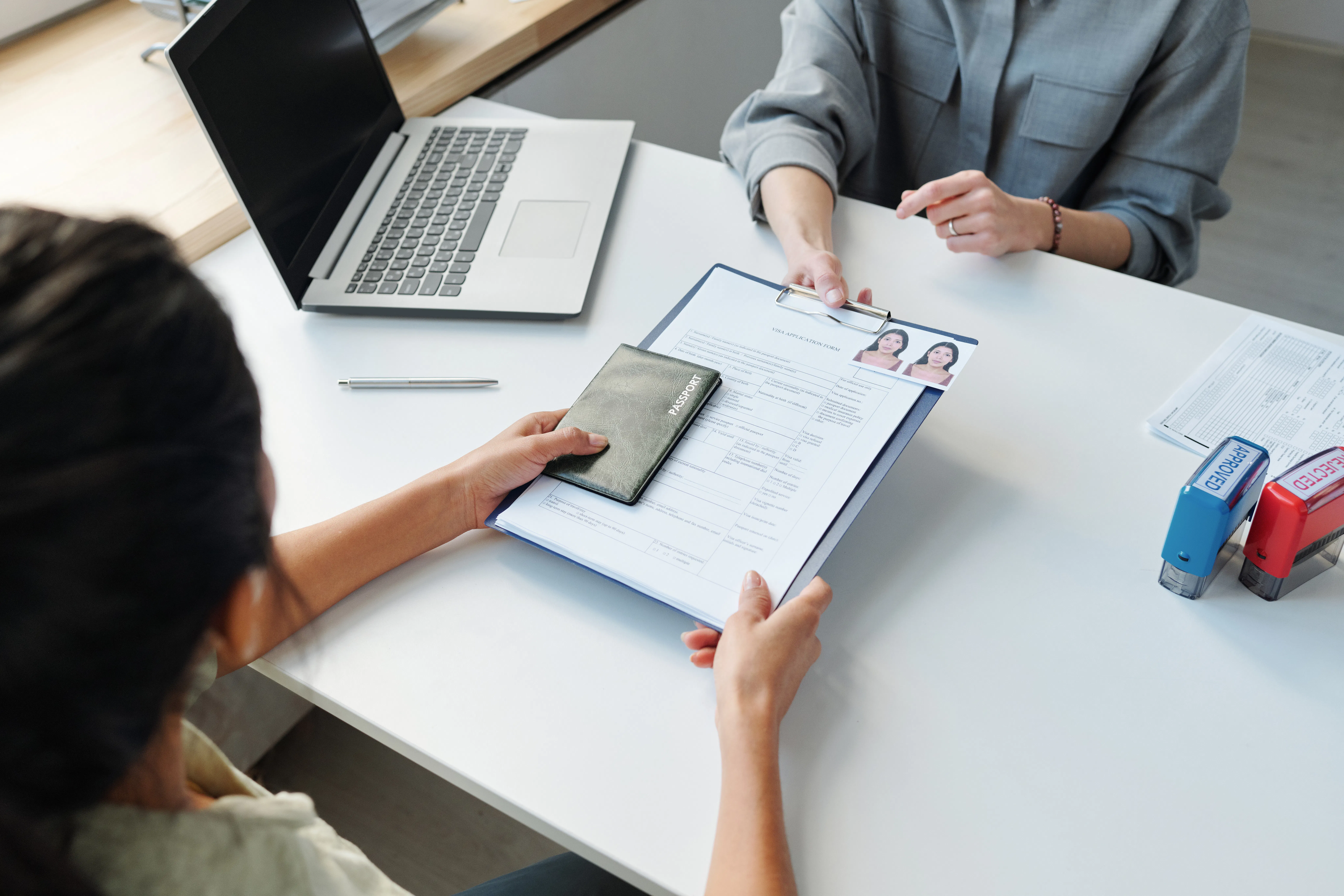 Improving USCIS user experience through data visualization.