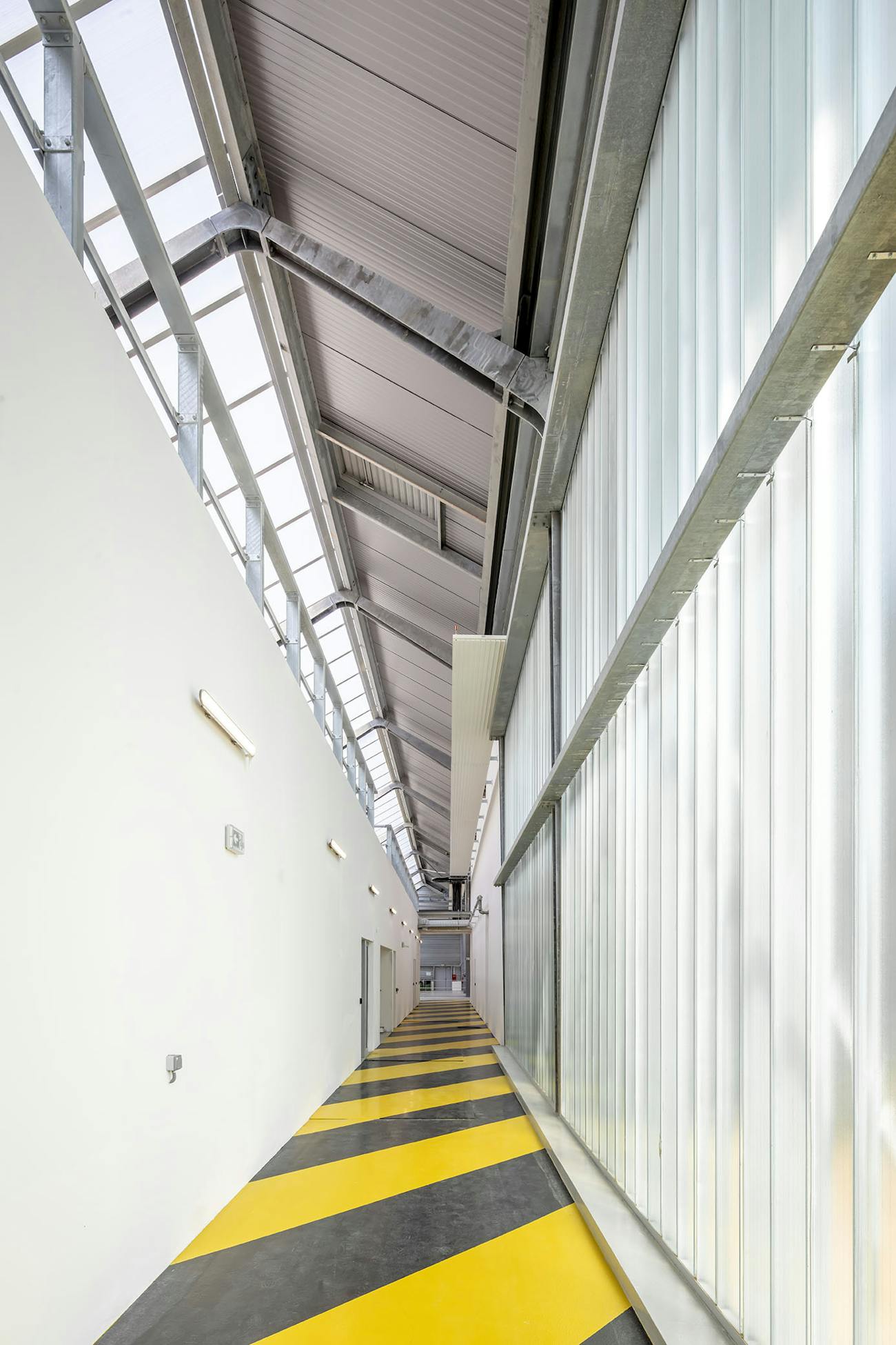 Centre de maintenance et de remisage du Tramway T9, Orly, France, 2021