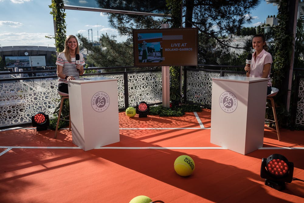 Gigi Salmon and Daniela Hantuchova hosting the Live at Roland-Garros 2021 show