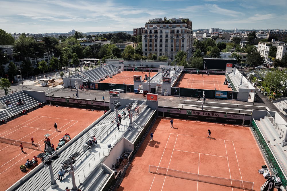 Courts 6, 7, 8 et 9 à Roland-Garros