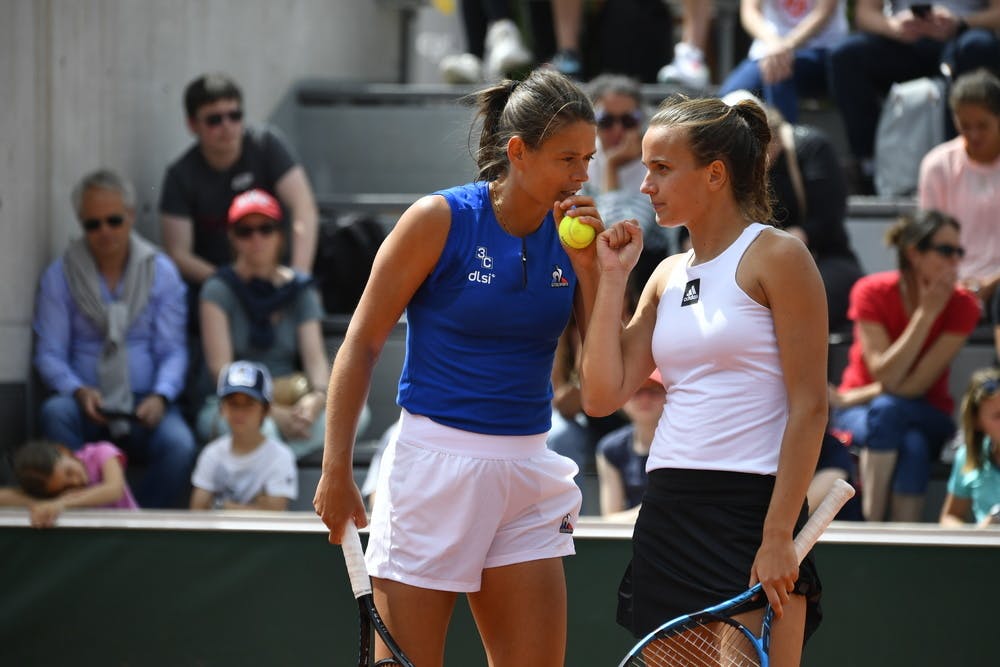 Chloé Paquet & Clara Burel / Roland-Garros 2022