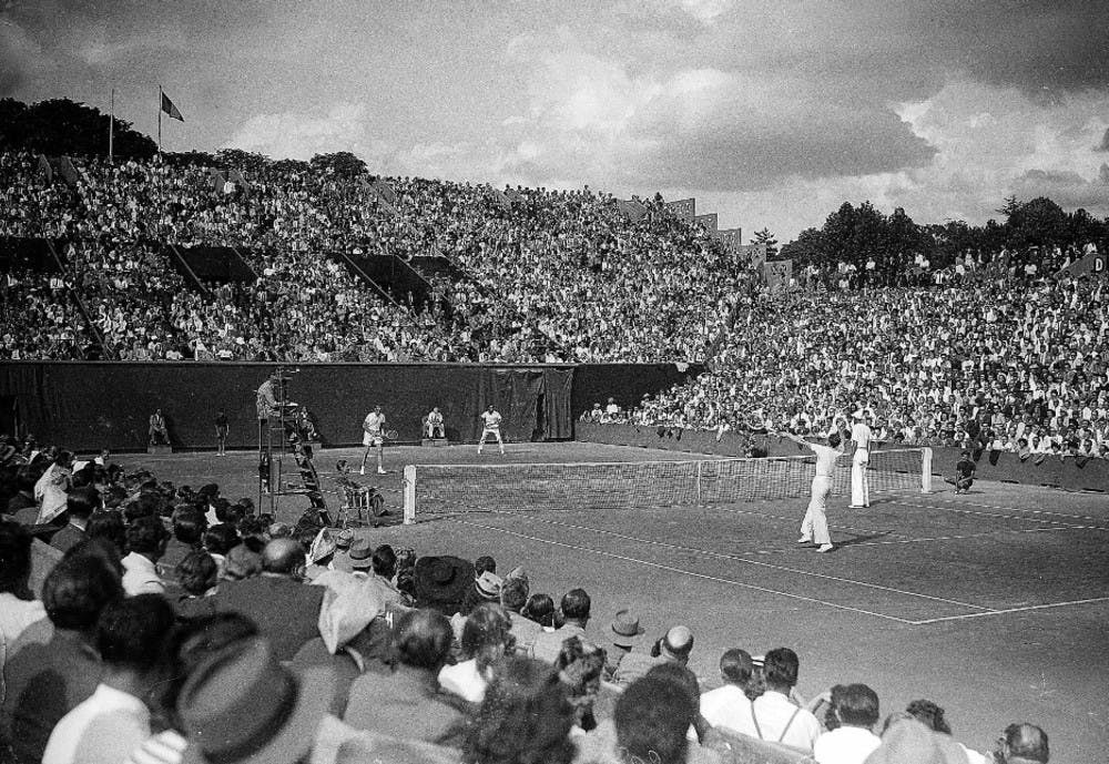 Marcel Bernard Yvon Petra finale double Roland-Garros 1946 contre Morea et Segura / Bernard and Petra, 1946 men's doubles final French Open (vs Morea and Segura).