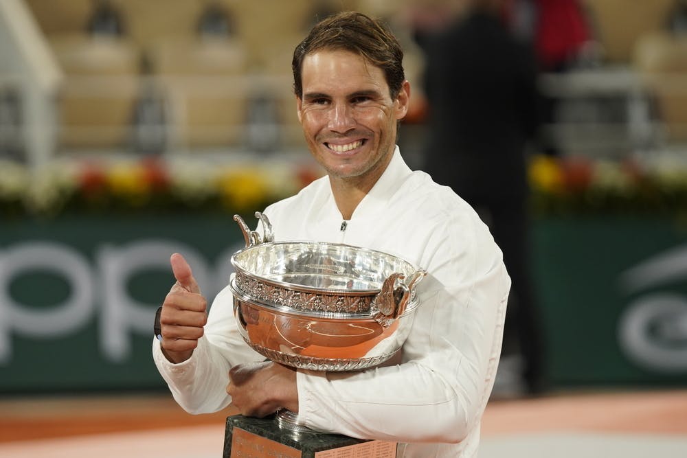 Rafael Nadal thumbs up, Roland Garros 2020