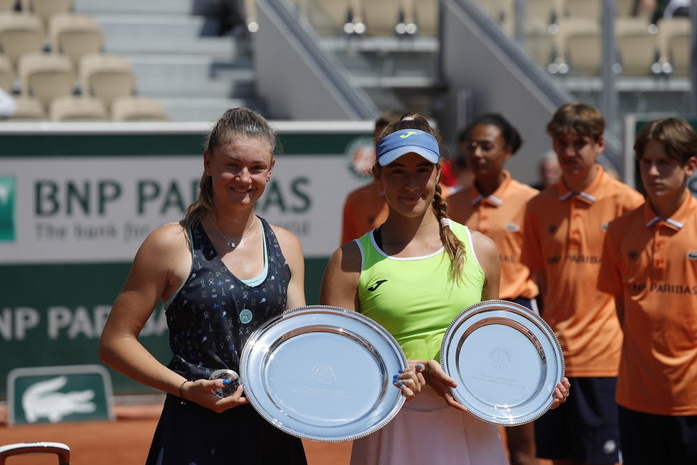 Lucie Havlickova, Solana Sierra, finale, simple filles, Roland-Garros 2022