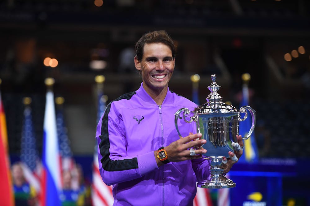 Rafael Nadal posing with his 2019 US Open trophy