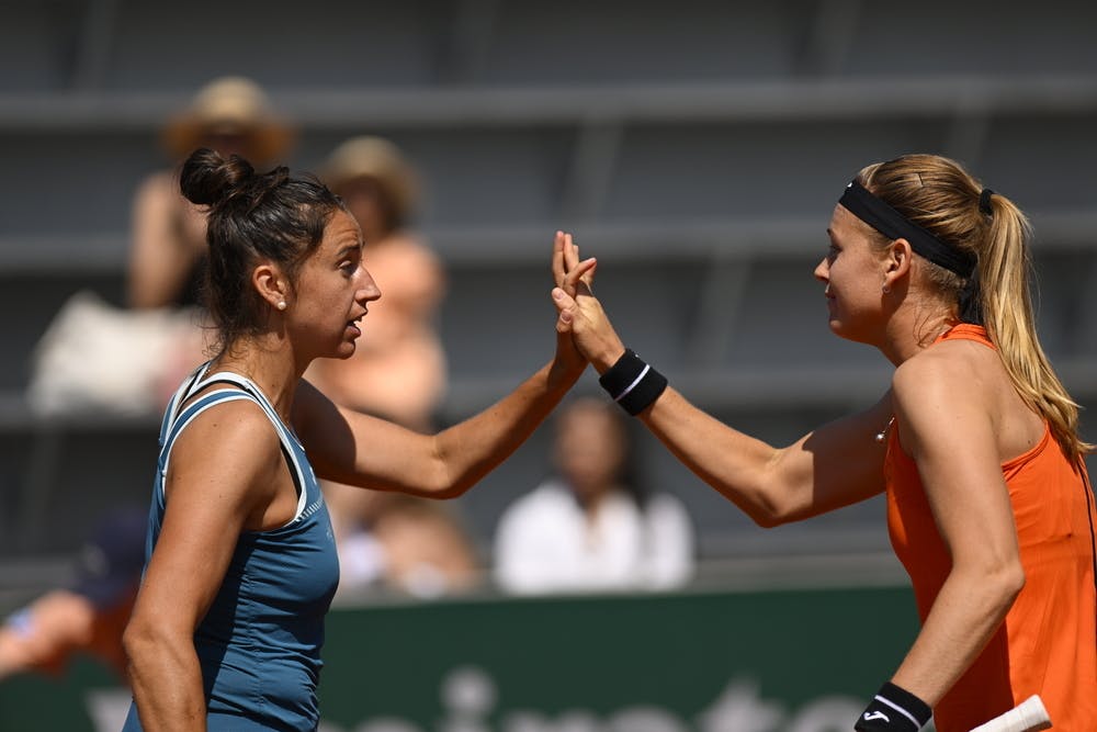 Sara Sorribes Tormo, Marie Bouzkova, women's doubles, third round, Roland-Garros 2023
