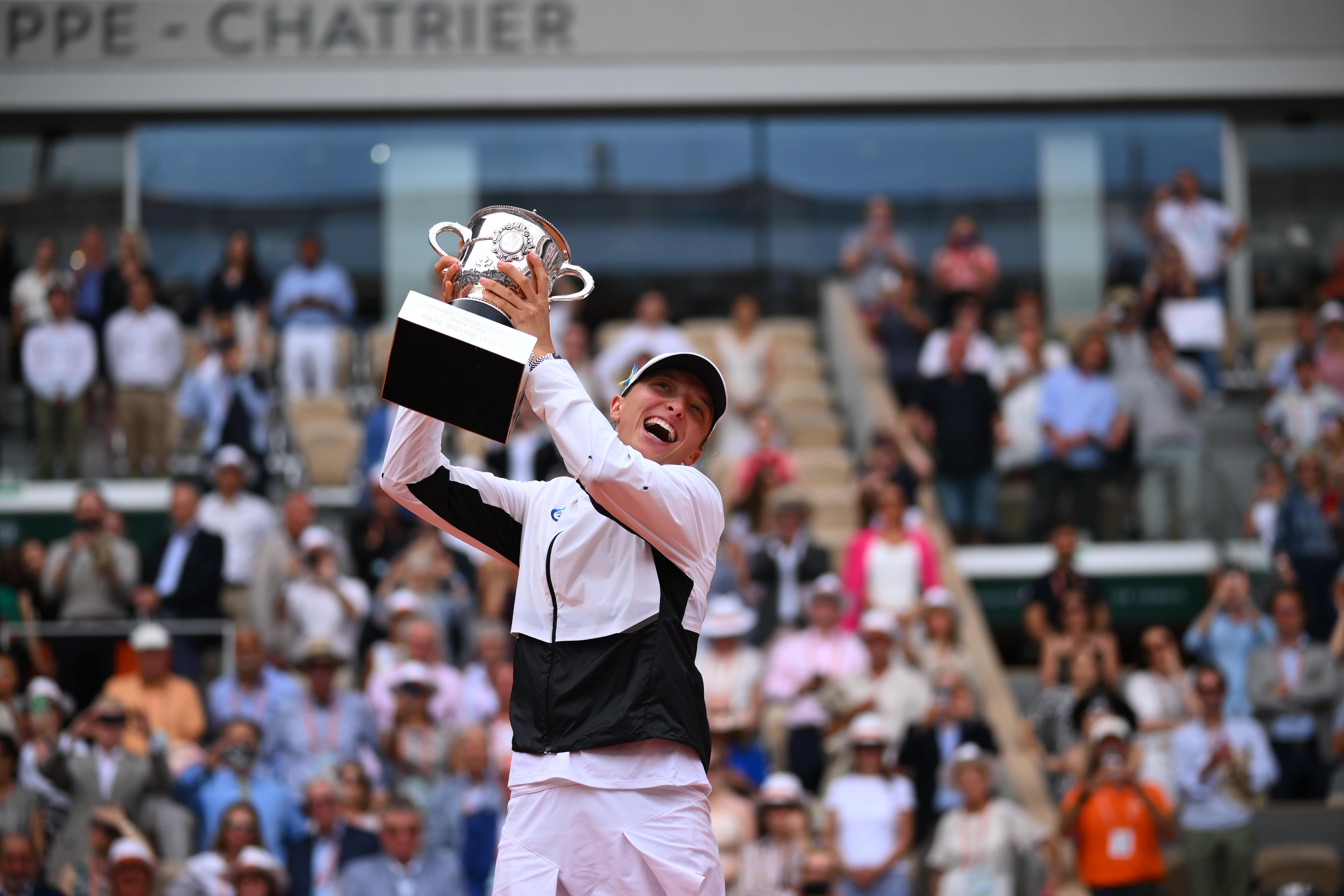 Iga Swiatek, finale, trophée, Roland-Garros 2023 