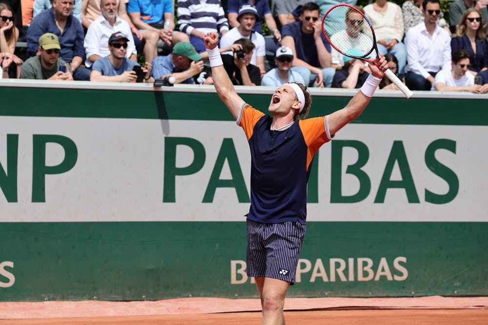 Zizou Bergs, 1er tour, qualifications, Roland-Garros 2023
