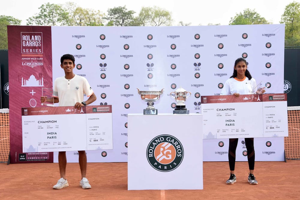 Siddhant Banthia et Rashmikaa S Bhamidiptay  vainqueurs en Inde des Roland-Garros Junior Wild-Card by Longines.