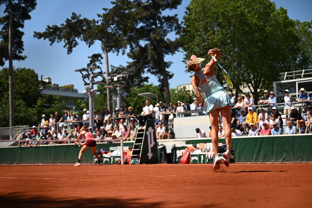 Greet Minnen, Anna Bondar, women's doubles, first round, Roland-Garros 2023