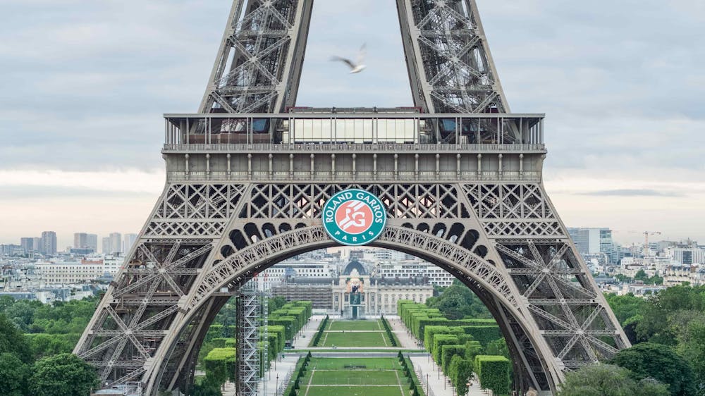Tour Eiffel Logo